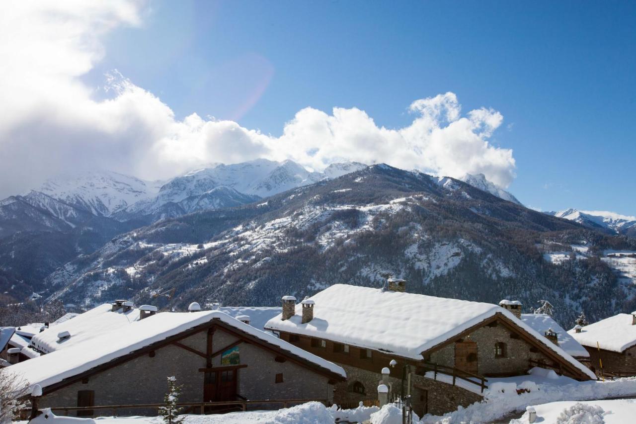 Etoile Des Neiges Hotel Sauze D'Oulx Exterior photo